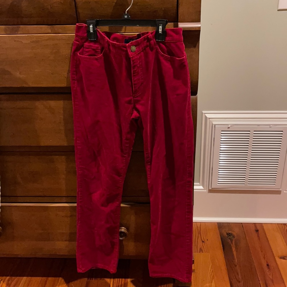 Beautiful cord pants !! Red just in time for the holidays!!🎄